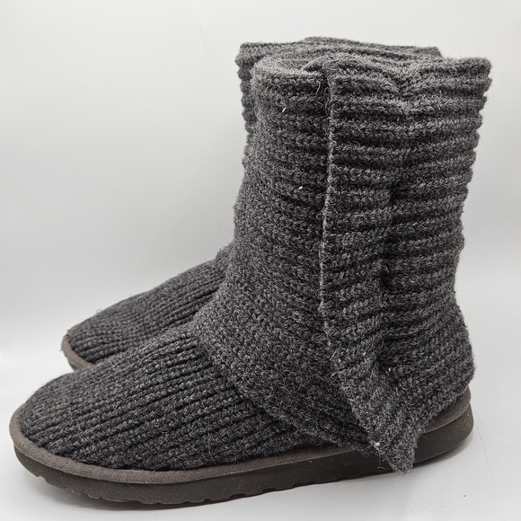 Ugg Australia 5 button 17.5" tall sweater style foldable boots size 9 - Picture 5 of 15